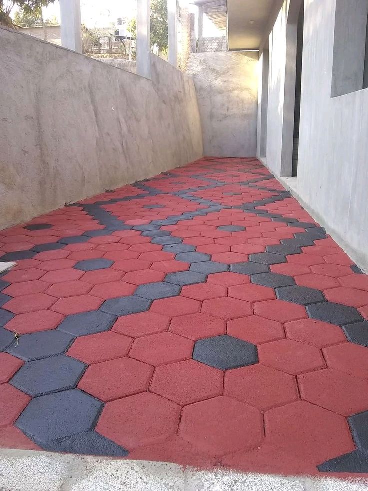 Hexagonal cabro paving